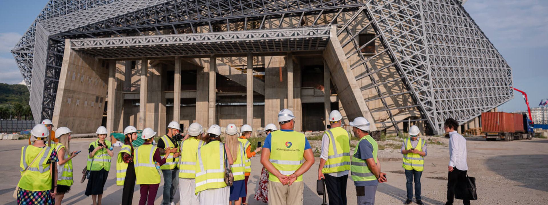 крепление коммуникаций